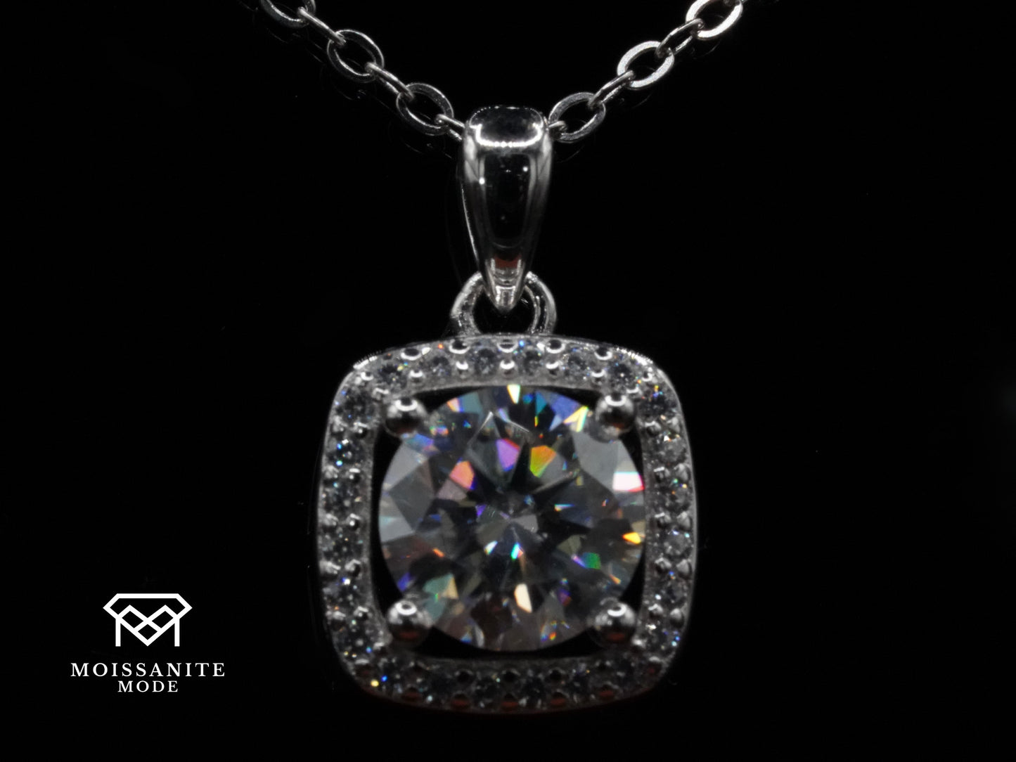 2 ct moissanite Sterling Silber Anhänger mit Kette und kleinen Moisssaniten an der Seite