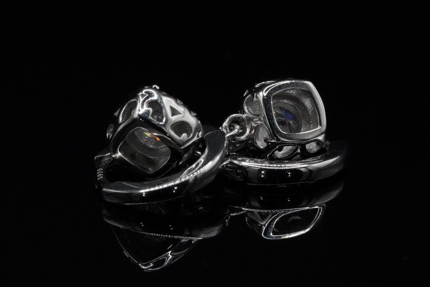 Stylische Silber Ohrringe mit Moissaniten für damen und herren insgesmmt 1 Carat