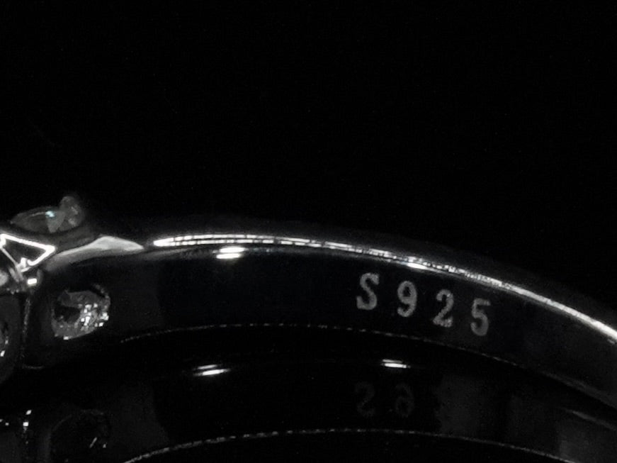 Moissanite Verlobungsring mit Stempel