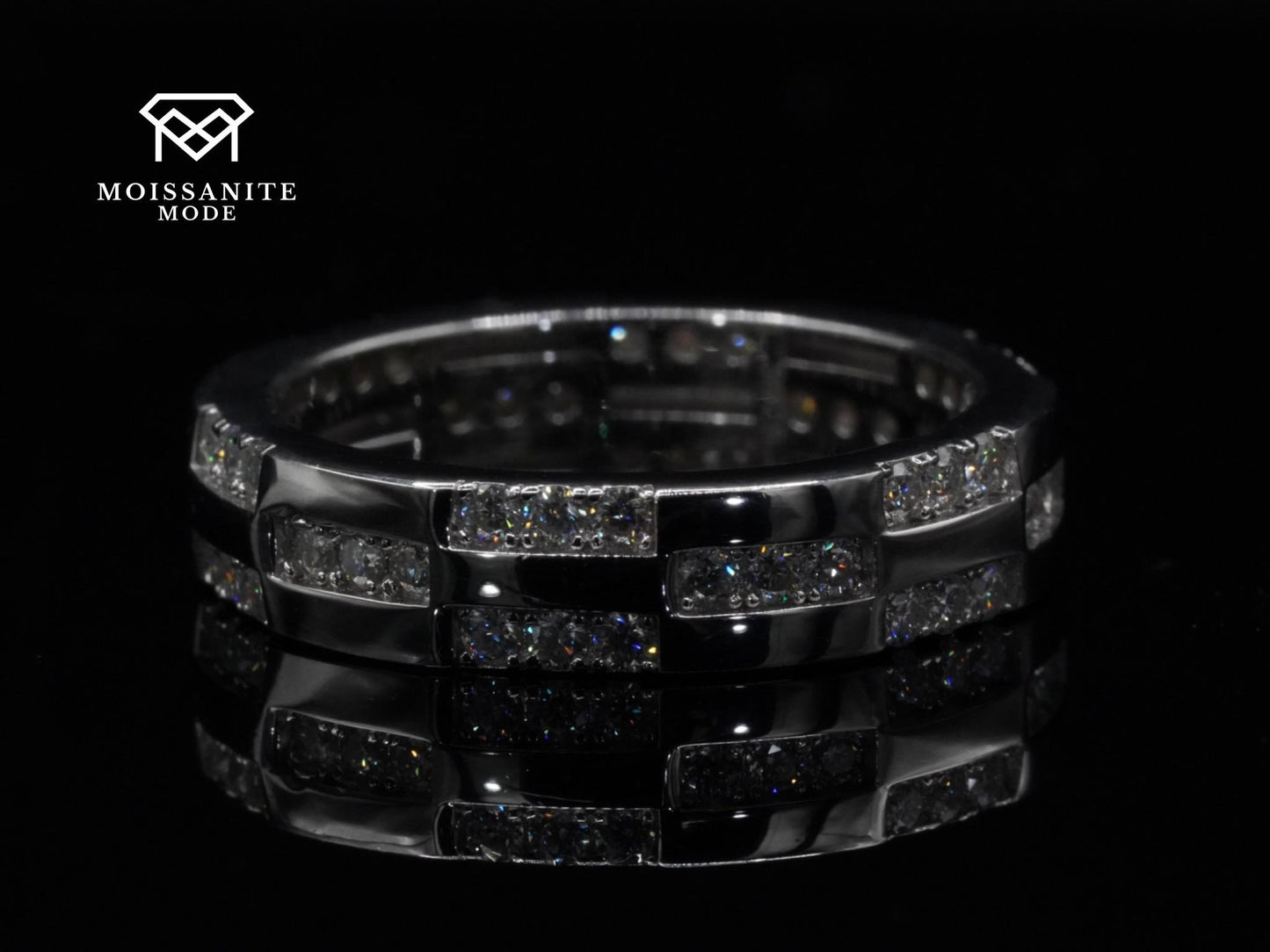 Stylischer Moissanite Silber Ring mit Moissaniten im Muster verteilt
