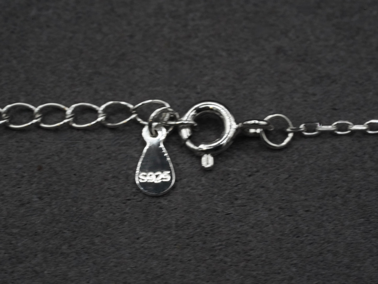 Stempel der Sterling Silber Kette welche perfect für Hochzeitsgeschänke ist