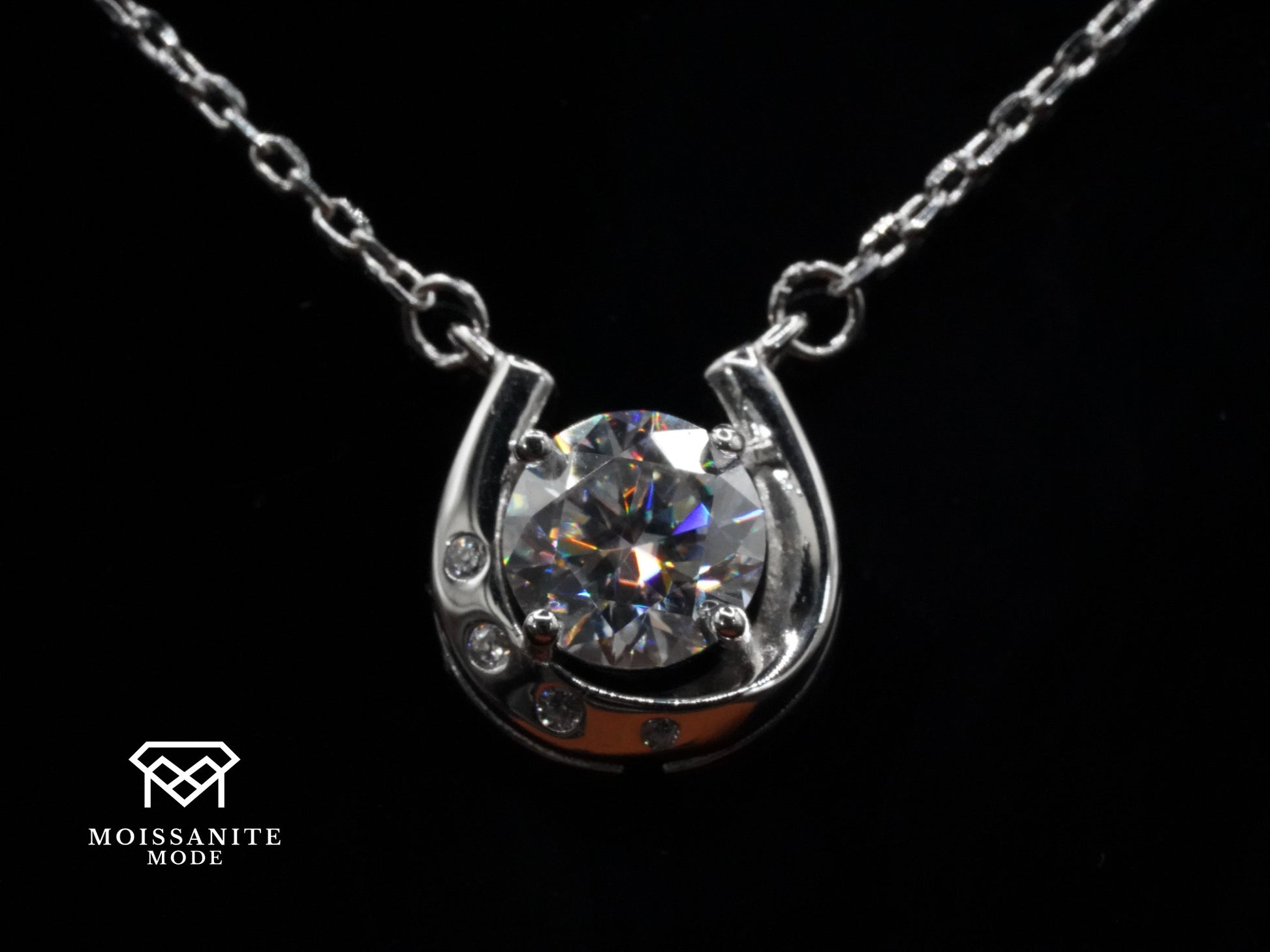 Glücks Moissanite Kette mit Hufeisen und Großem Moissanit