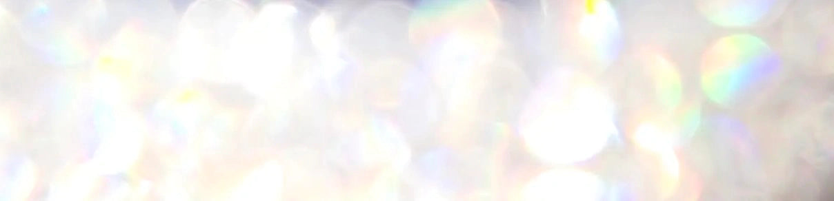 Glitzernde Moissanite Steine Funkeln Stark im Sonnenlicht, unscharf fotografiert zeigt sich das intensive funkeln besonders 