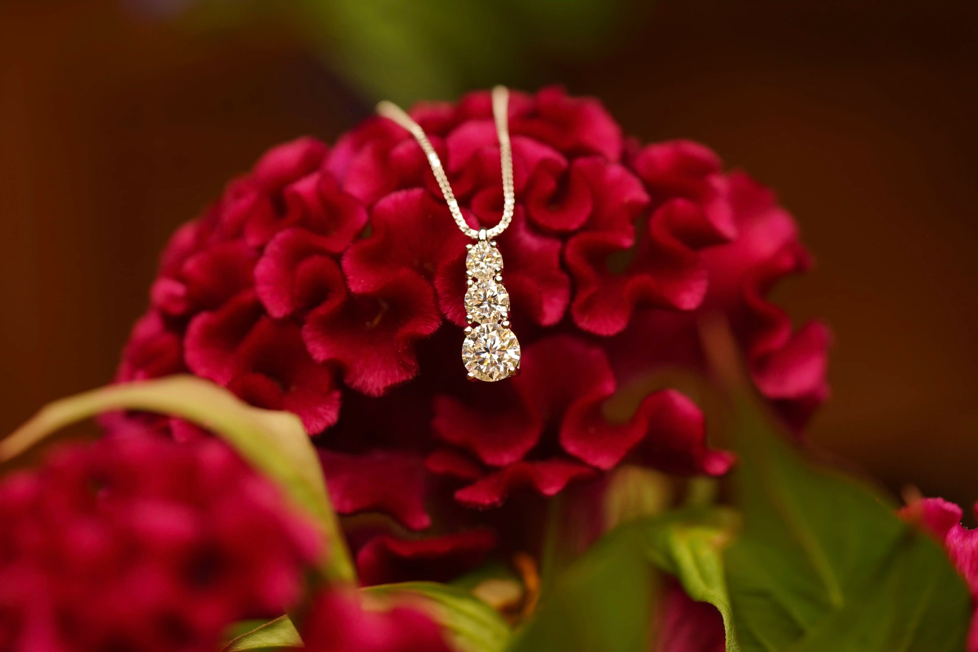 Damen Moissanite Schmuck Kette mit Moissanite Schmuck Anhänger aus Sterling Silber