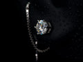 Echte Fotos im echten Licht: Moissanite Ohrstecker mit Kette zum Durchziehen – nahezu so hart wie Diamanten und kratzfest für den Alltag