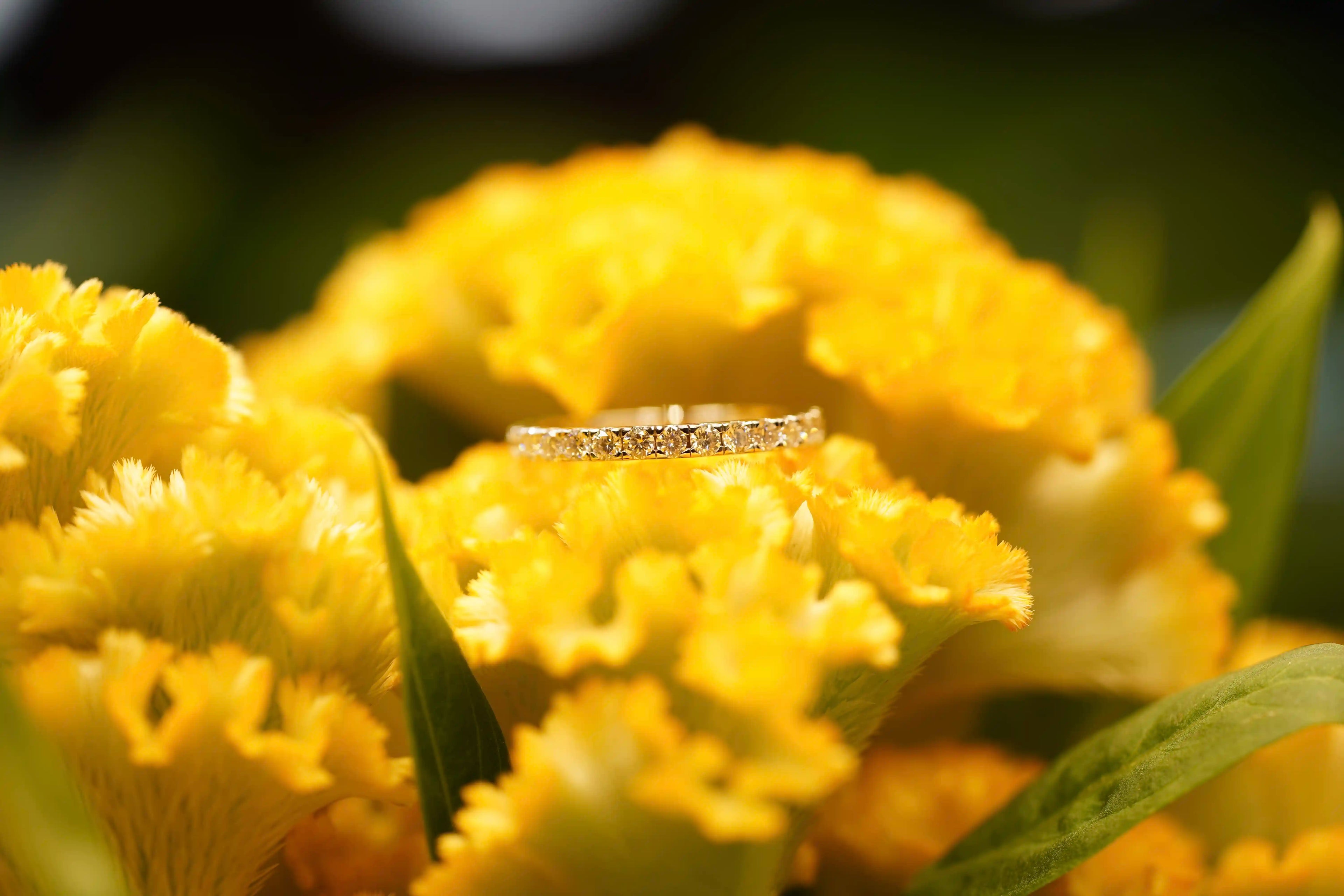 Dünner kleiner Moissanite Schmuck eternity band Ring aus Sterling Silber