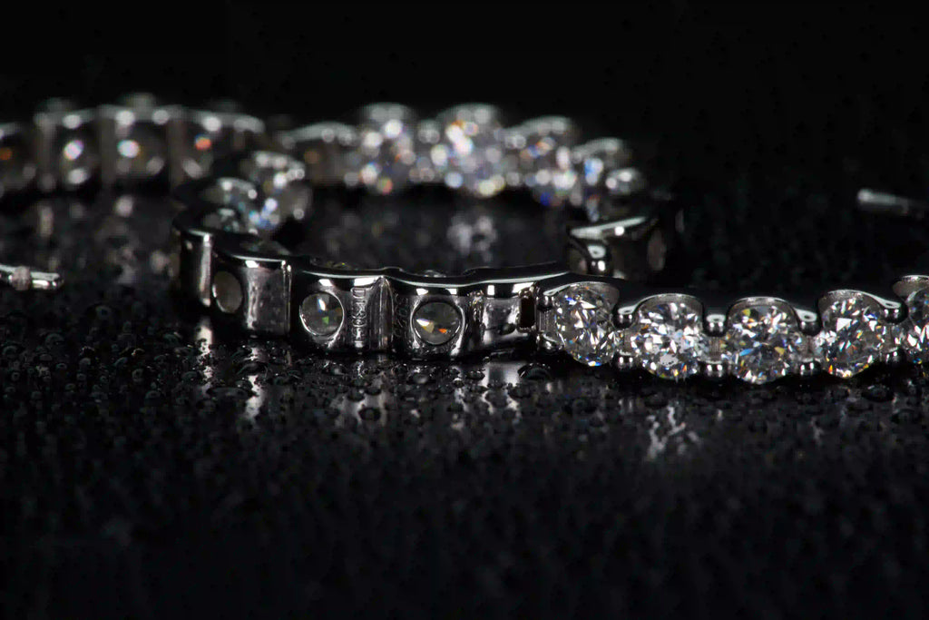 Moissanite Creolen mit 925 Silber Stempel und Caratzahl – echte Fotos als Echtheitsnachweis, hochwertige Verarbeitung mit Weißgold Veredelung