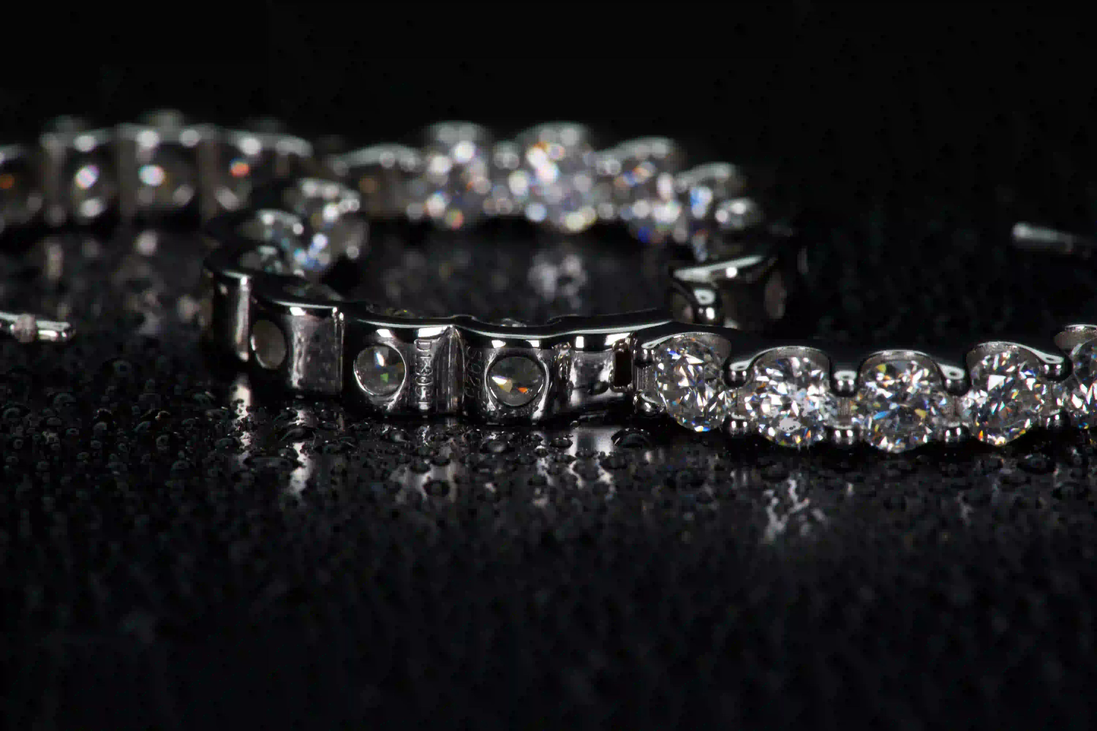 Moissanite Creolen mit 925 Silber Stempel und Caratzahl – echte Fotos als Echtheitsnachweis, hochwertige Verarbeitung mit Weißgold Veredelung