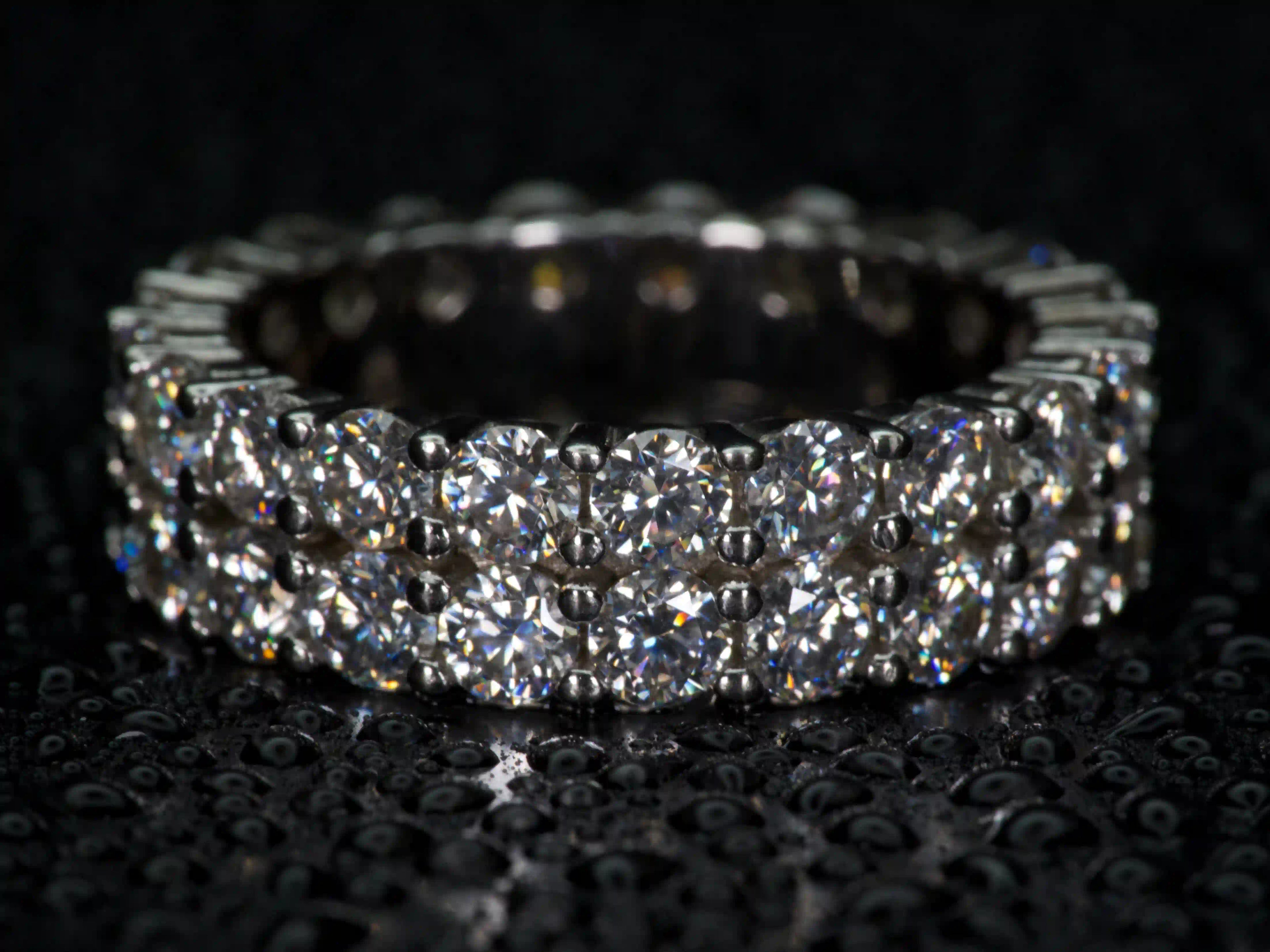 Moissanite Doppel Eternity Ring 2 Reihen 3mm im echten Licht, extrem starkes Funkeln wie Diamant sichtbar, echte Fotos ohne KI 925 Silber Weißgold