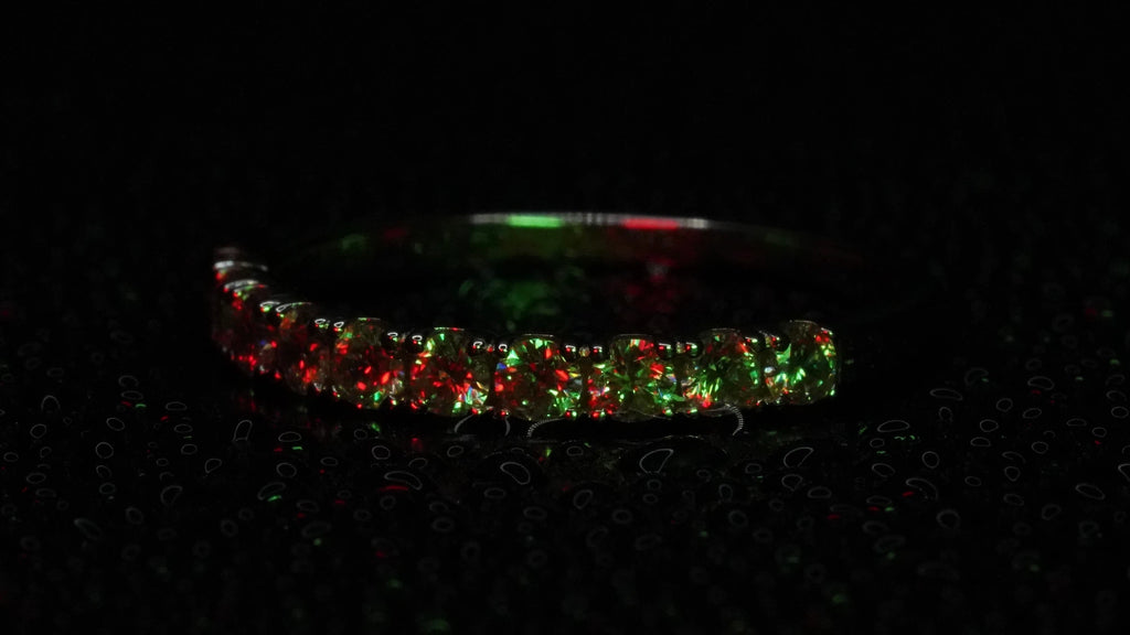 Moissanite halb Eternity Ring mit 10 einzelnen Moissanite Steinen