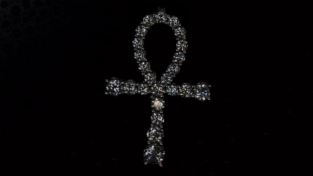 Moissanite Kette im Ankh Design perfekt als Geschenk für Damen und Herren 