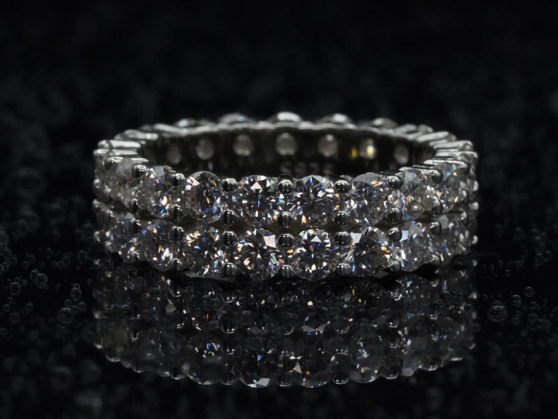 Zweireihiger Moissanite-Ring mit 3 mm Steinen aus 925 Sterling Silber – Frontansicht