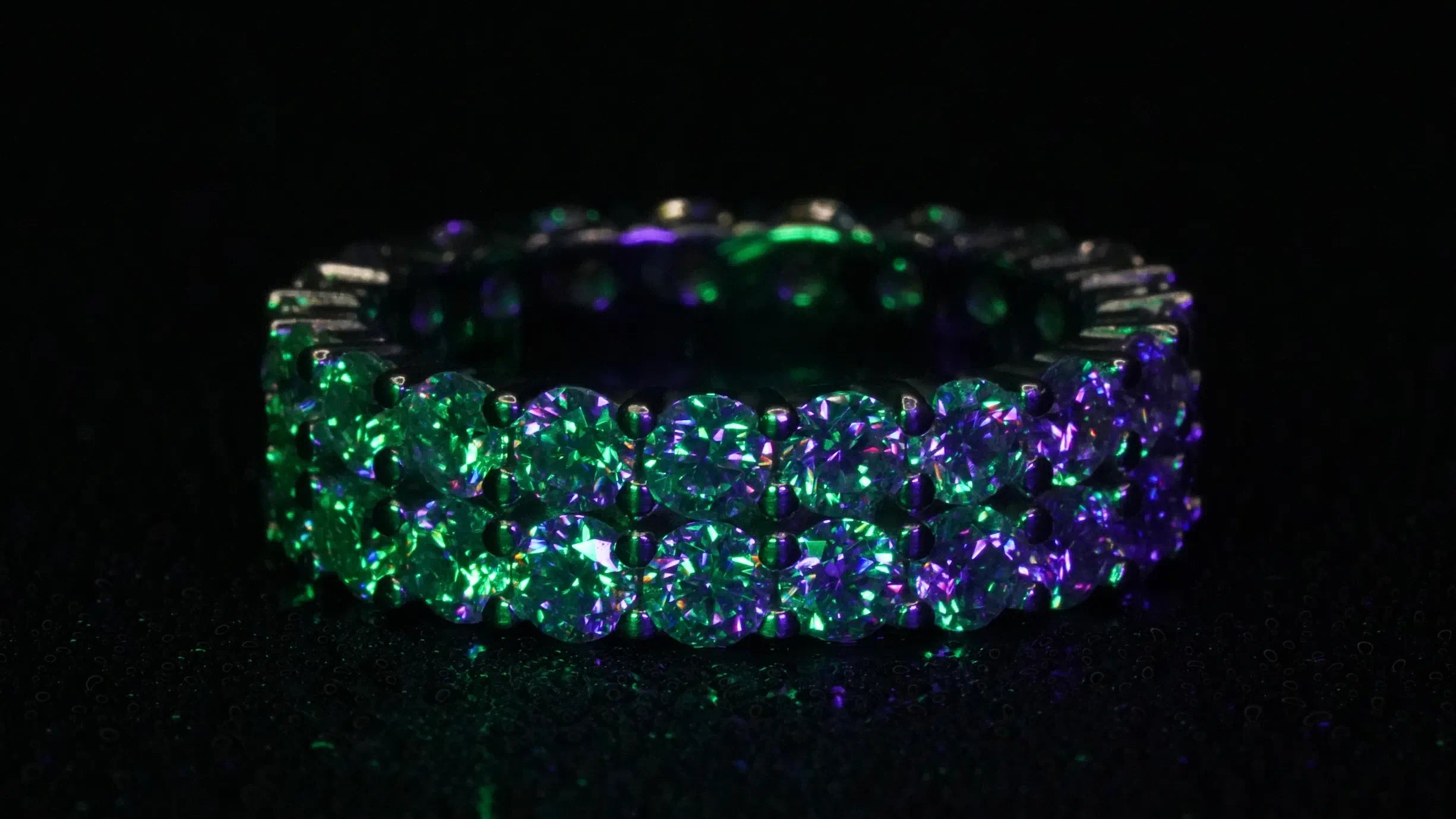 Moissanite Eternity Ring mit zwei reihen rundum besetzt mit Moissaniten 3mm