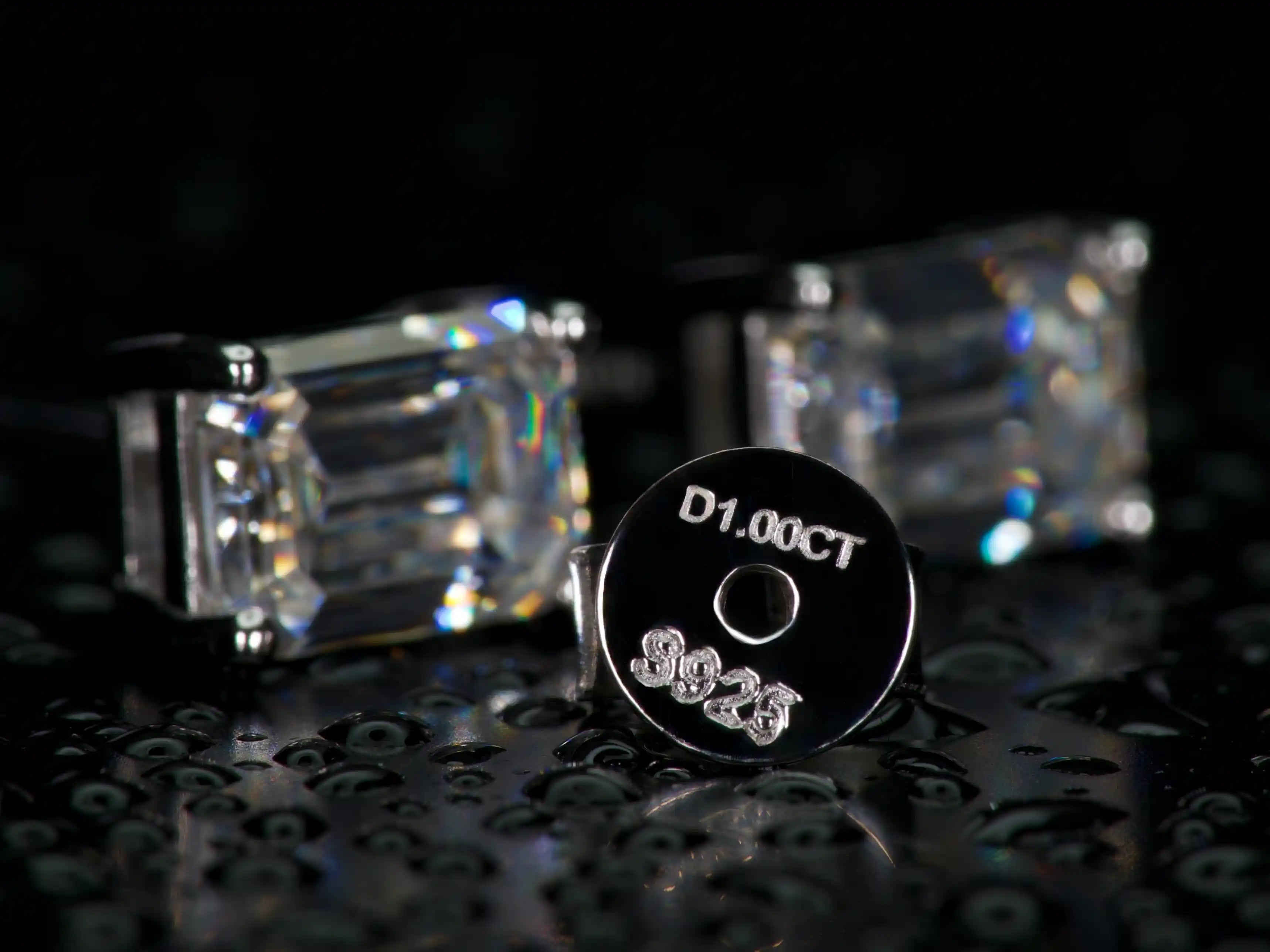 1 ct Moissanite Ohrstecker mit Butterflyverschluss und S925-Stempel – eine besondere Geschenkidee für unvergessliche Erinnerungen