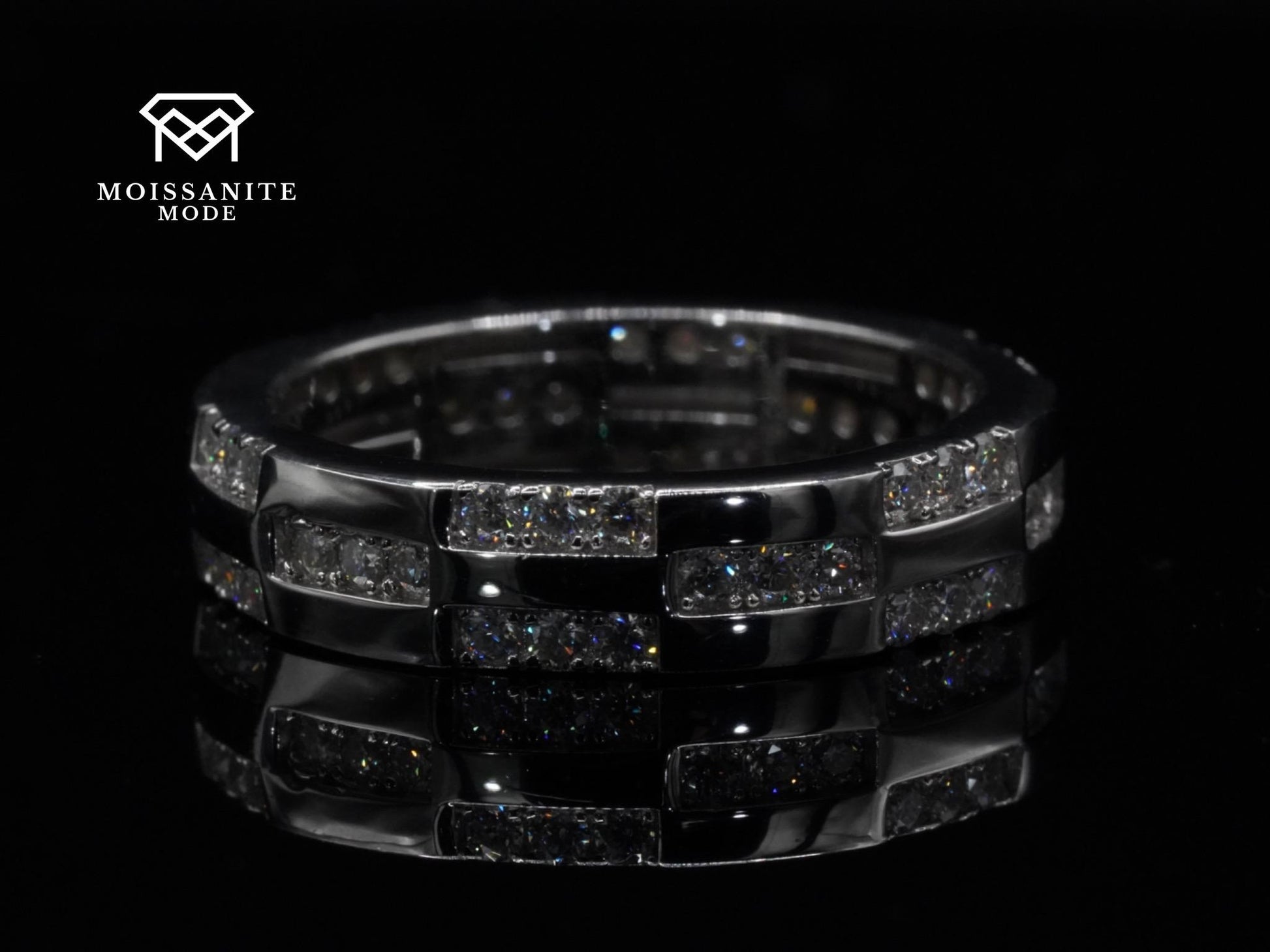 Stylischer Moissanite Silber Ring mit Moissaniten im Muster verteilt