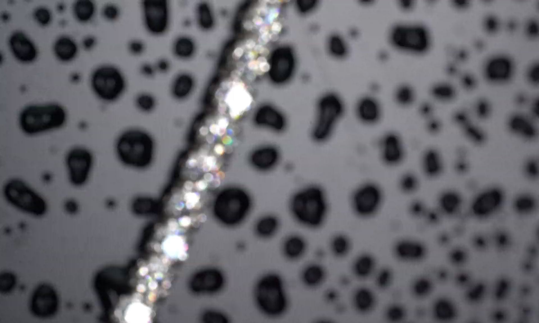 2 mm Moissanite Tennis-Kette mit Brillantschliff, funkelt sichtbar stärker als Diamant im Alltag und ist extra lang mit 5–10 cm verstellbar