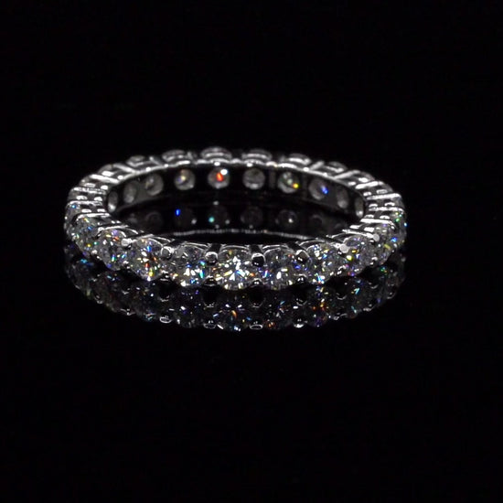 drehende Moissanite Silber Ring mit über 2 CT und 3mm  Steinen im eternity design