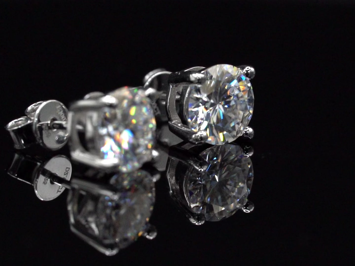 Video Drehung der Silber Moissanite Ohrringe mit viel funkeln und glitzer